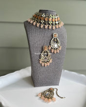 Load image into Gallery viewer, Mirror Round Beads Hanging Choker necklace set with maangtikka
