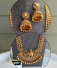 Load image into Gallery viewer, Ruby Elephant Baraat Gold matte finish Golden Beads Temple Necklace set
