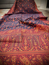 Load image into Gallery viewer, Silk Handloom weaving  work Zari border red blue   Saree
