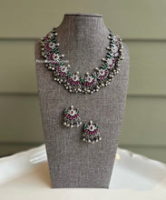 Load image into Gallery viewer, Fusion German silver with Kemp stone Ruby Green necklace set
