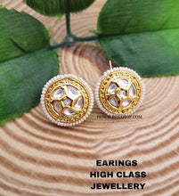 Load image into Gallery viewer, Small Pearl border Daily wear kundan stud Back Meenakari Earrings
