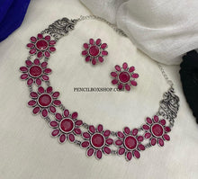 Load image into Gallery viewer, German silver peacock flower stone necklace set

