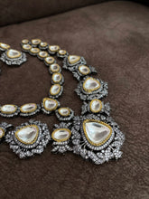 Load image into Gallery viewer, Uncut Victorian American Diamond Premium Statement Necklace set with Maangtikka
