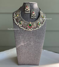 Load image into Gallery viewer, German silver Pachi kundan Fusion statement Piece Necklace set
