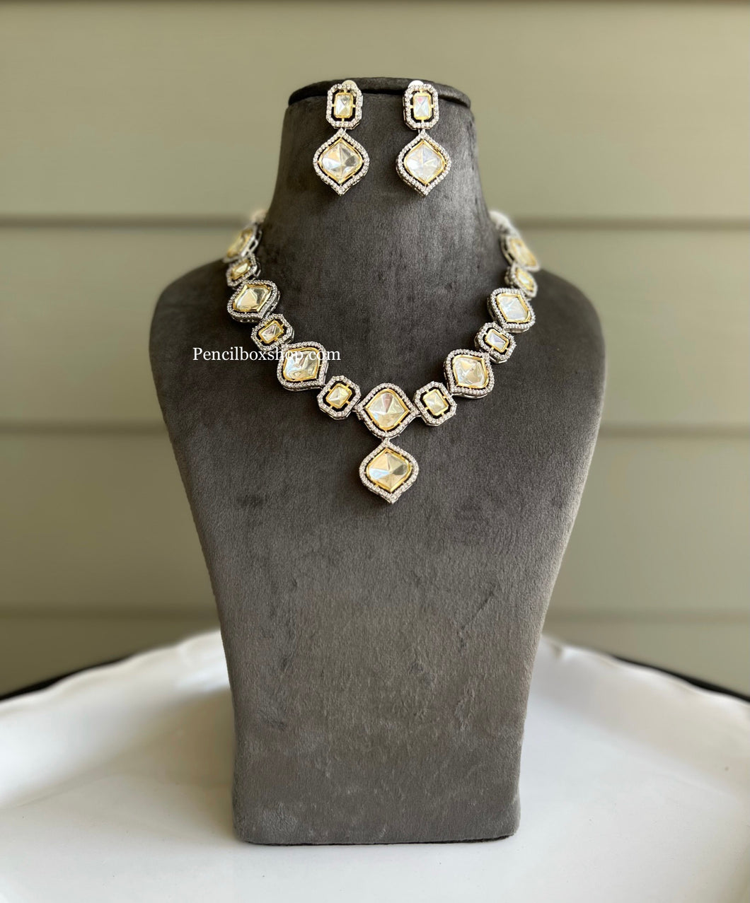 Uncut Kundan Delicate Cz Silver Foiled Necklace set