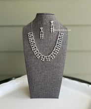 Load image into Gallery viewer, Baby pink Silver Dainty Simple American Diamond Necklace set
