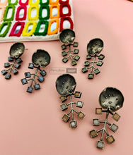 Load image into Gallery viewer, Tribal Amarpali Leaf German silver lookalike Earrings
