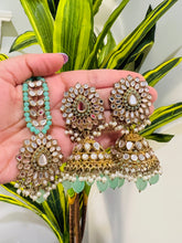 Load image into Gallery viewer, Pearl Mirror Jhumka Set with Maangtikka Set
