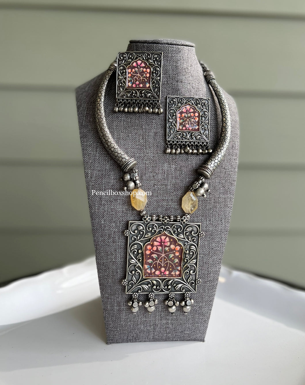 German silver Square pendant Hasli handpainted Pearl necklace