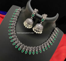 Load image into Gallery viewer, German silver simple sleek stone necklace set
