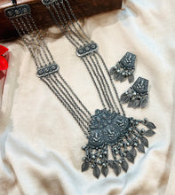 Load image into Gallery viewer, Ganesha Long leaf German silver Afghani Ghungroo Necklace set
