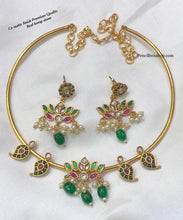 Load image into Gallery viewer, Real Kemp Stone Lotus Multicolor Premium Quality Hasli Necklace set
