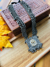 Load image into Gallery viewer, Fusion German Silver White Pachi Ghunghroo Long necklace
