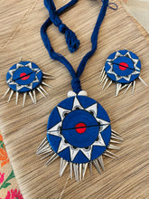 Load image into Gallery viewer, Handmade Handpainted Statement Blue Red White half Cut necklace set
