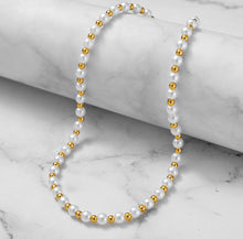 Load image into Gallery viewer, Pearl Simple Golden White Elegant Necklace IDW
