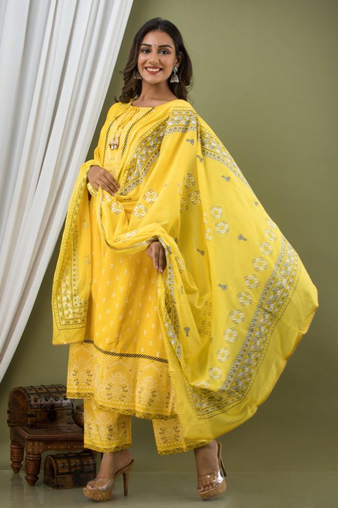 2 pc yellow embroidery kurta with white pant women clothing
