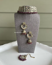 Load image into Gallery viewer, Mirror Choker necklace set with maangtikka
