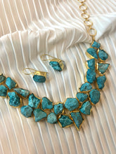 Load image into Gallery viewer, Contemporary turquoise Natural Stone Necklace set
