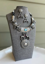 Load image into Gallery viewer, German silver reindeer unique Statement Hasli necklace set
