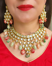 Load image into Gallery viewer, Kajal Heavy Premium Quality Kundan with Tanjore Beads Necklace set with maangtikka
