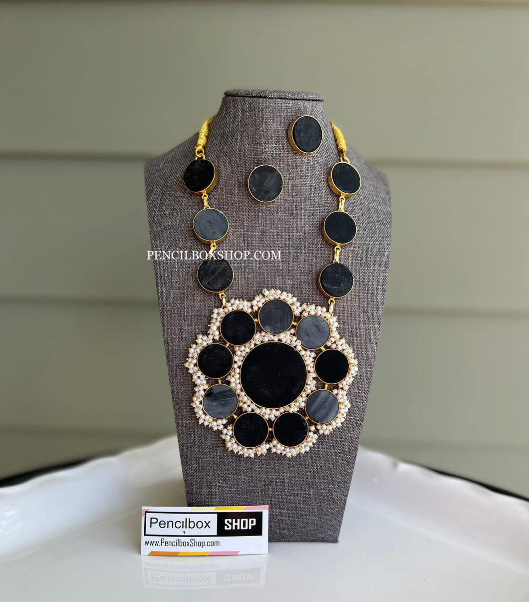 Contemporary Shades of black Brass Natural Stone Necklace set