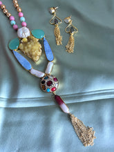 Load image into Gallery viewer, Multicolor Yellow Center Druzy Natural Stone Long Necklace set

