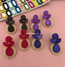 Load image into Gallery viewer, Natural Stone Pearl Leaf shape Brass made earrings
