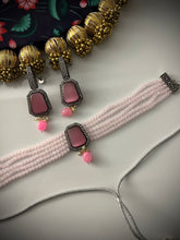 Load image into Gallery viewer, Victorian Finish pink American Diamond Choker Necklace set
