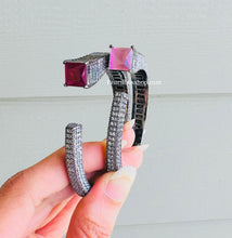 Load image into Gallery viewer, American Diamond Victorian Glass stone Openable Bracelet
