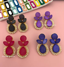Load image into Gallery viewer, Natural Stone Pearl Leaf shape Brass made earrings
