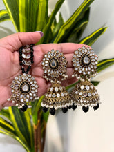 Load image into Gallery viewer, Pearl Mirror Jhumka Set with Maangtikka Set
