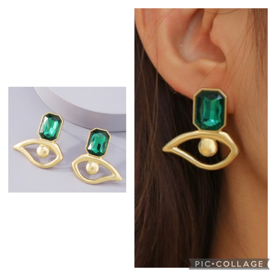 Emerald  Green Golden Brass Stud Earrings IDW