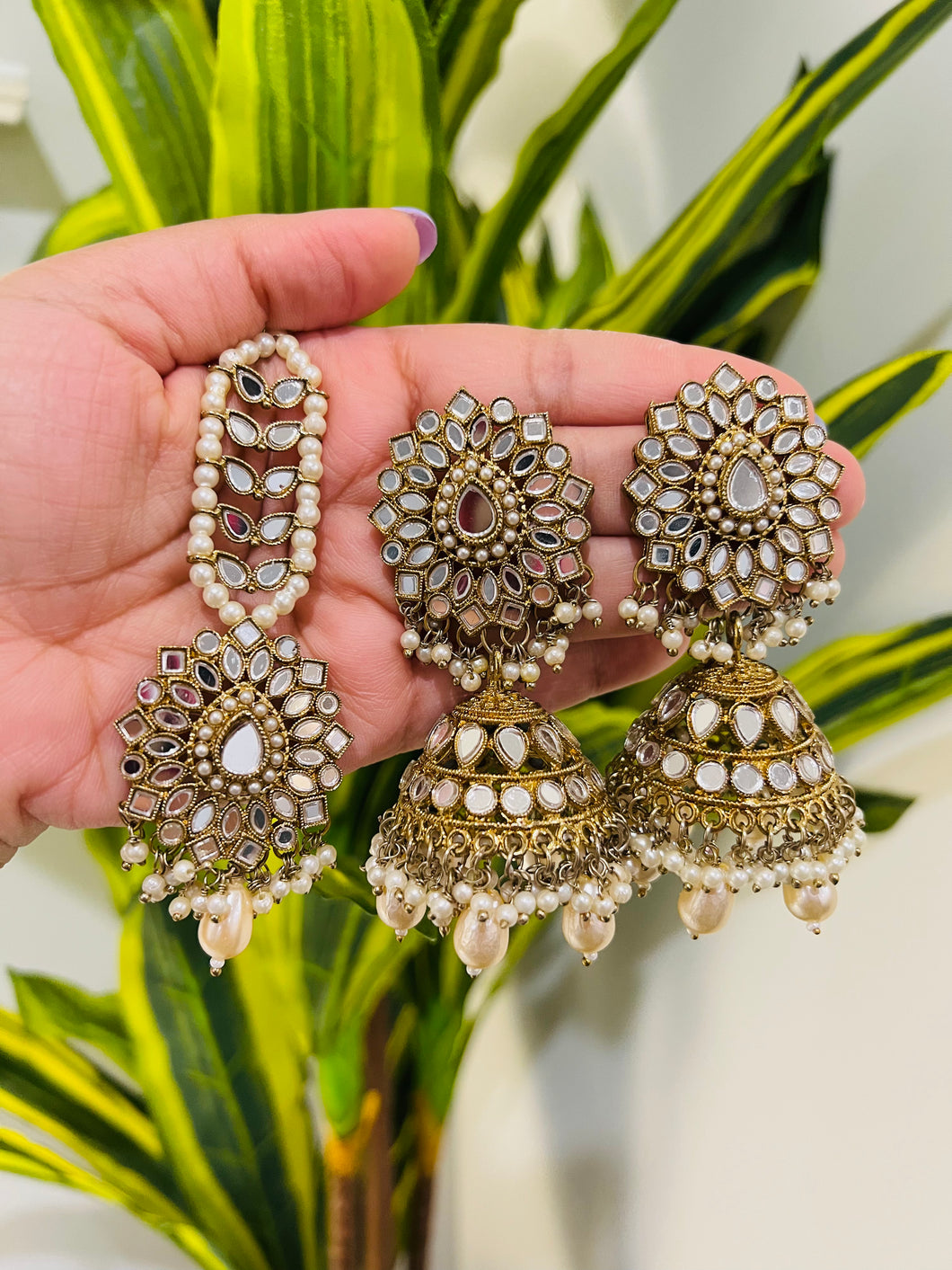 Pearl Mirror Jhumka Set with Maangtikka Set