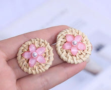 Load image into Gallery viewer, Rattan Resin Flower Pearl Earrings for women  IDW
