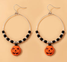 Load image into Gallery viewer, Halloween pumpkin black beads dangling earrings IDW
