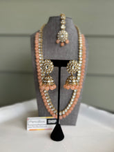 Load image into Gallery viewer, Single Line Dabi  kundan Long  Necklace set with maangtikka
