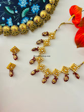 Load image into Gallery viewer, Premium quality Kundan Necklace set with back side meenakari and hanging beads,women necklace set
