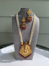 Load image into Gallery viewer, Multicolor Lakshmi ji Pearl mala Beads Necklace set with jhumkas

