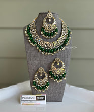 Load image into Gallery viewer, Mirror Statement Glass Drops Necklace set with maangtikka
