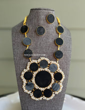 Load image into Gallery viewer, Contemporary Shades of black Brass Natural Stone Necklace set
